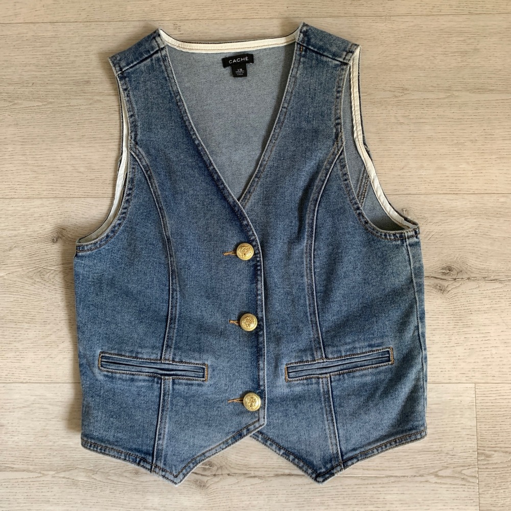 Cache Denim Vest Womens XS Blue Medium Wash Gold Crest Button Cinch Back RN37080